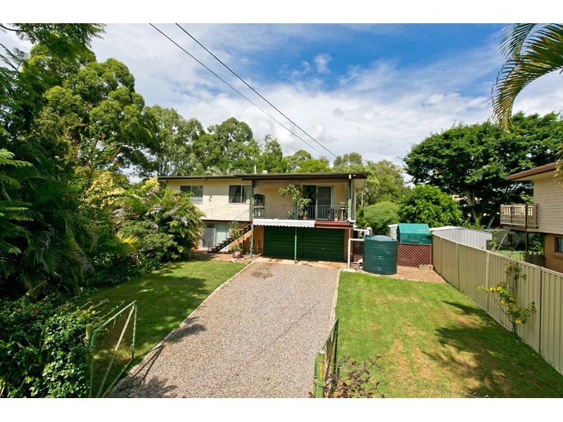 2 Boambillee Street, Thorneside QLD 4158