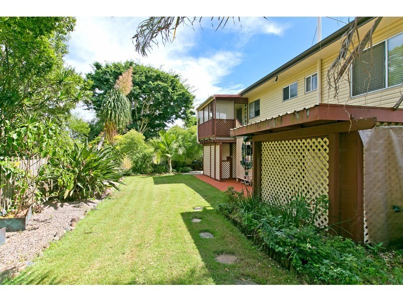 2 Boambillee Street, Thorneside QLD 4158
