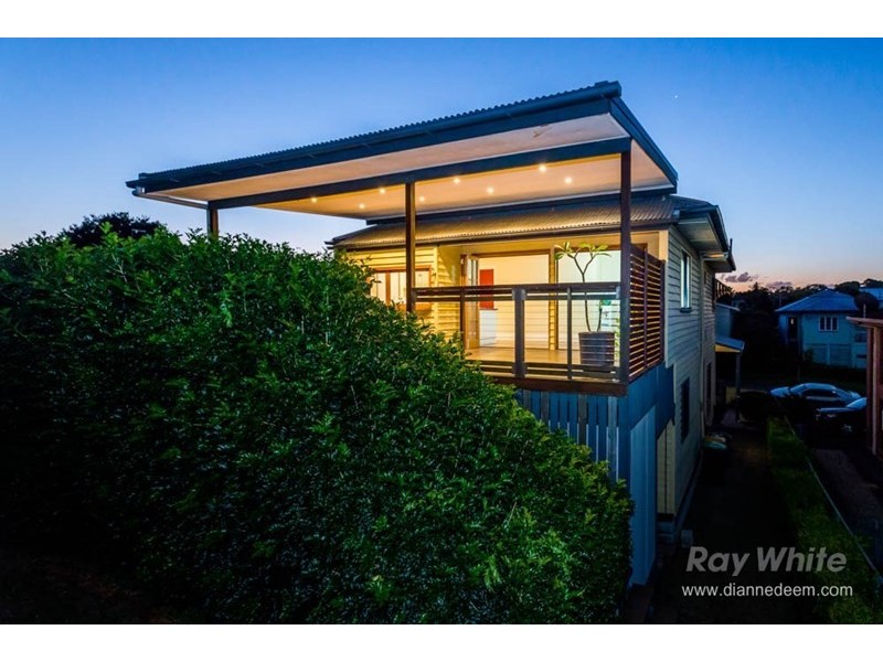 25 Arnold Street, Holland Park QLD 4121