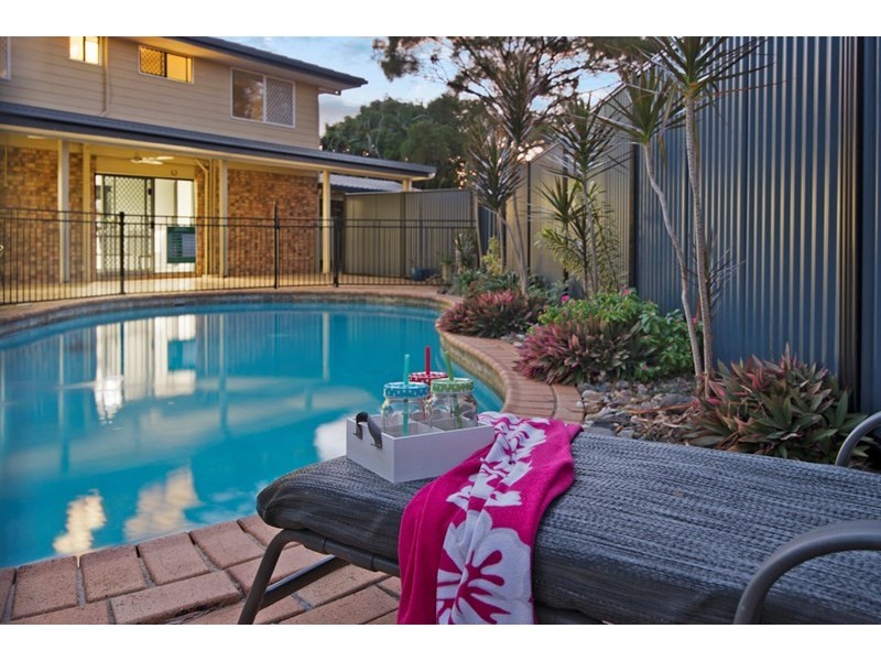 3 Kell Court, Carindale QLD 4152