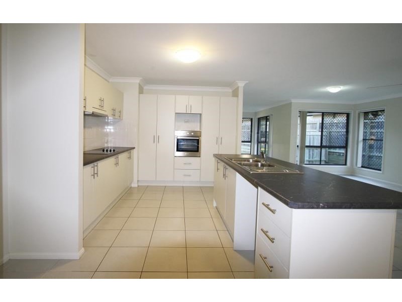 24 Brown Street, Moggill QLD 4070