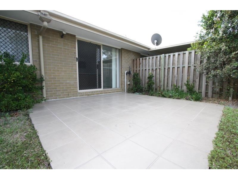 Unit 2 52-54 Freshwater Drive, Berrinba QLD 4117