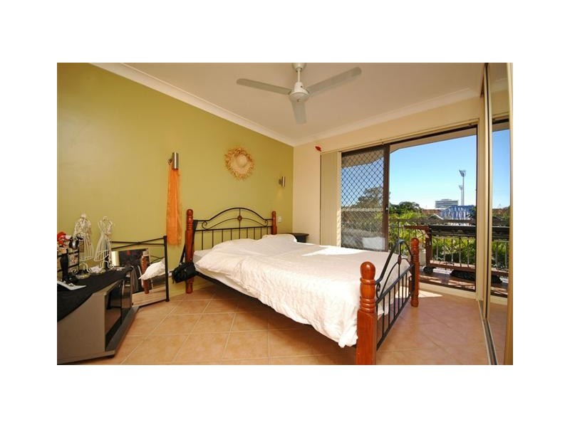 2/481 Vulture Street, East Brisbane QLD 4169