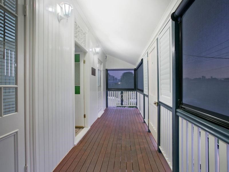 24 Hampton Street, East Brisbane QLD 4169