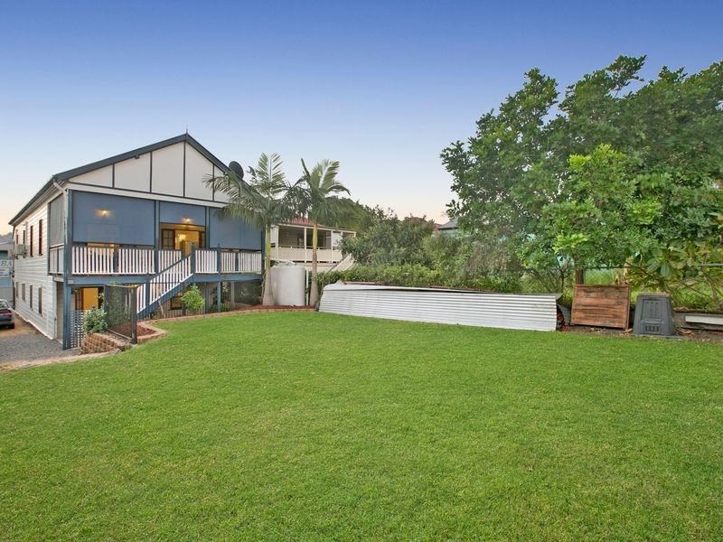 24 Hampton Street, East Brisbane QLD 4169