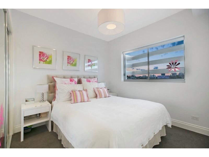 704/159 Logan Road, Woolloongabba QLD 4102