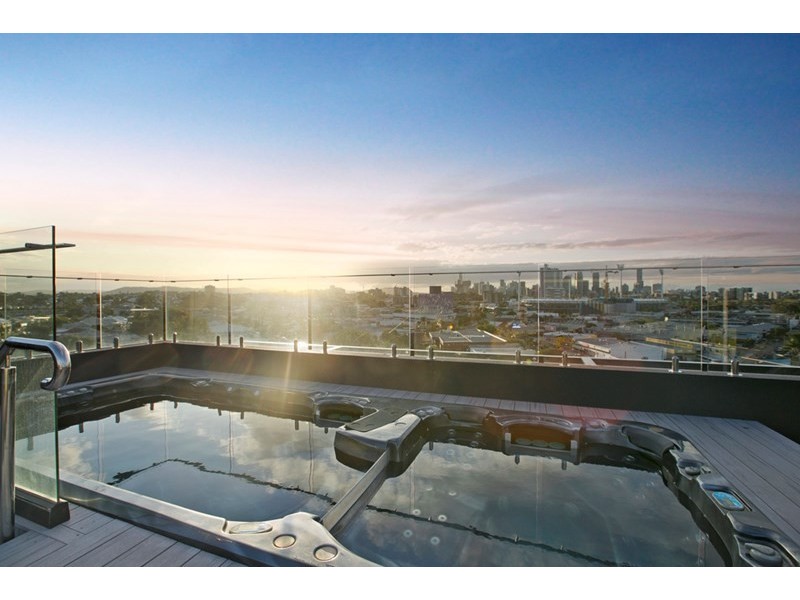 704/159 Logan Road, Woolloongabba QLD 4102