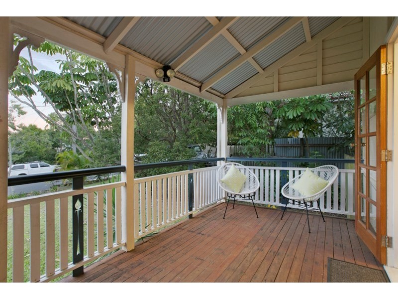 246 Oates Avenue, Holland Park QLD 4121