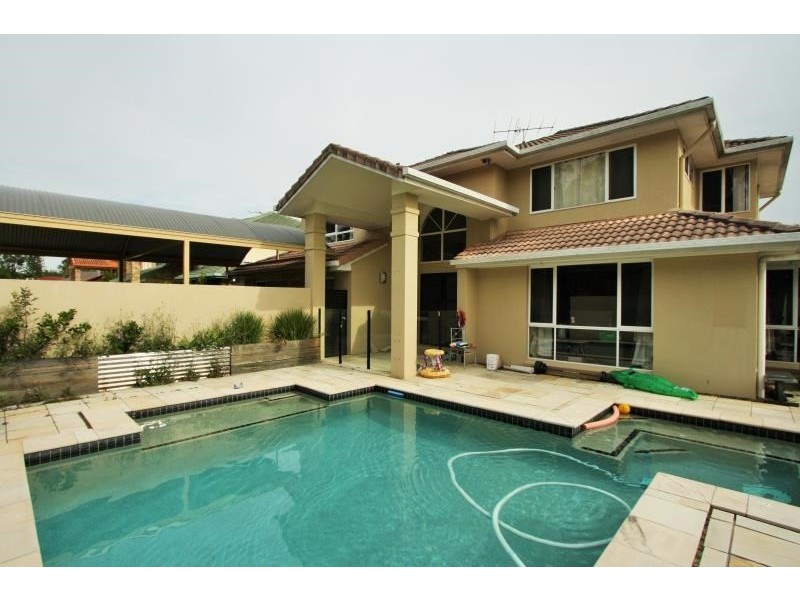 2 Marissa Close, Mansfield QLD 4122