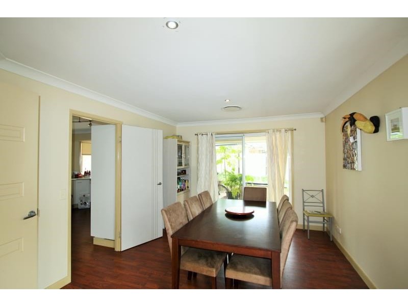 2 Marissa Close, Mansfield QLD 4122