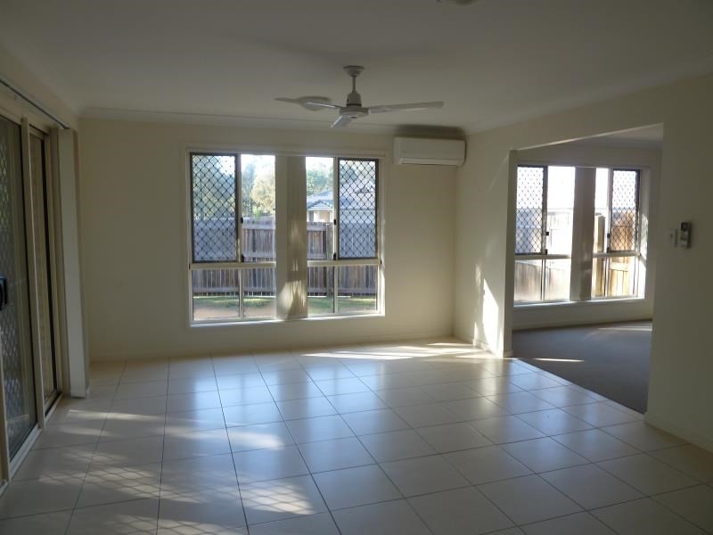 18 Polyanna Court, Loganlea QLD 4131