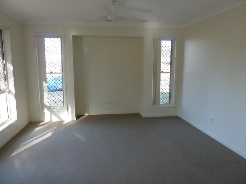 18 Polyanna Court, Loganlea QLD 4131