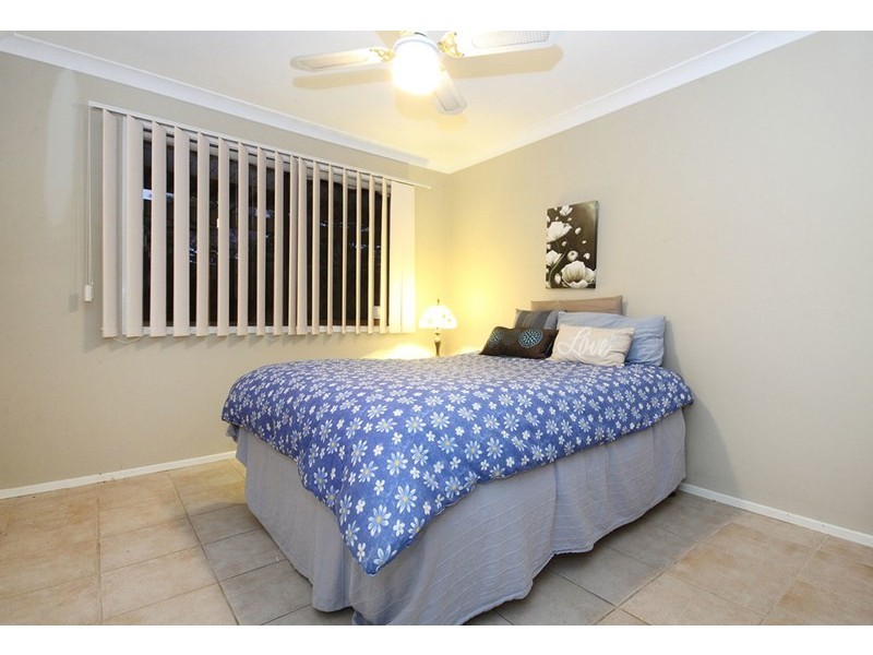 3 Aquila Court, Regents Park QLD 4118