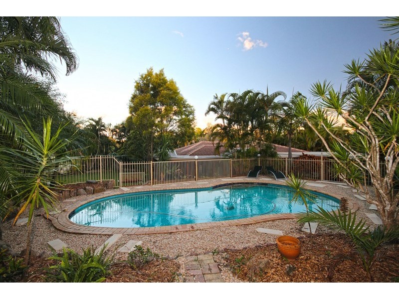 3 Aquila Court, Regents Park QLD 4118