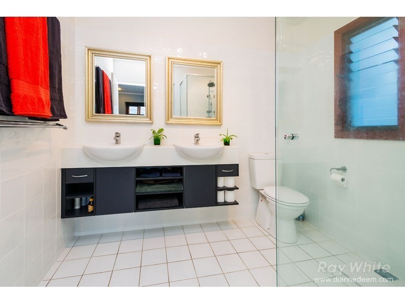 50 Dunrod Street, Holland Park West QLD 4121