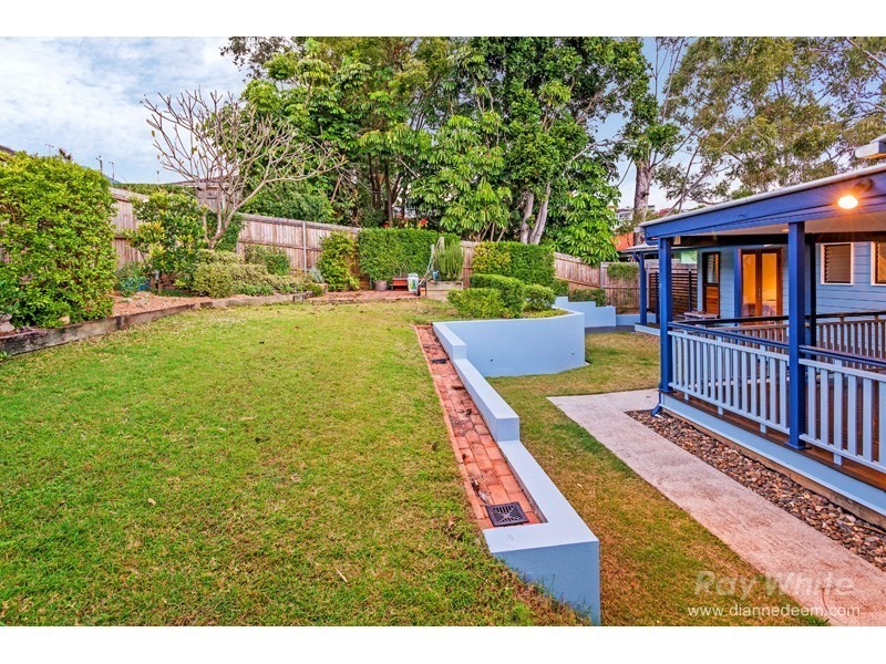 50 Dunrod Street, Holland Park West QLD 4121