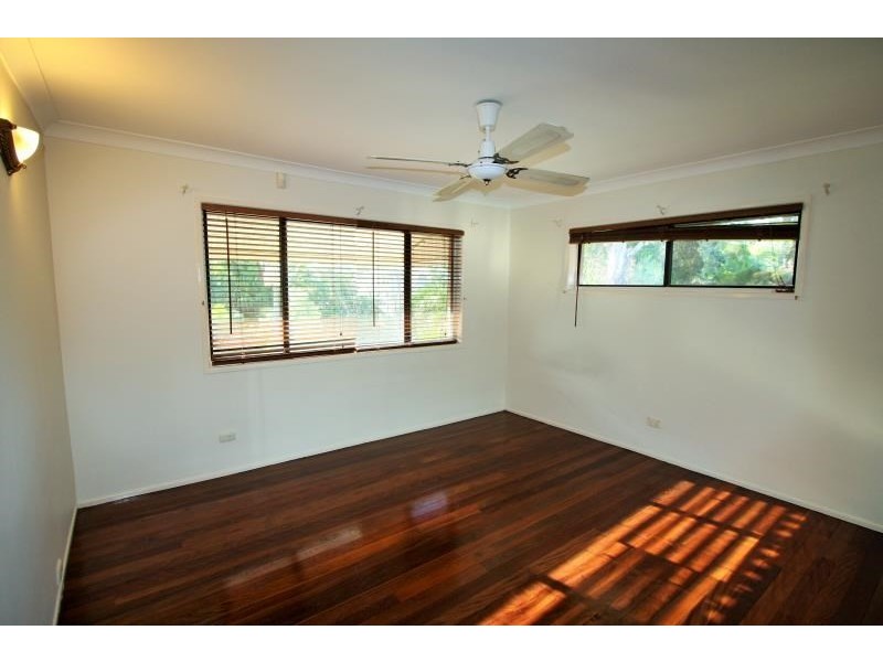 63 Brodie Street, Holland Park West QLD 4121