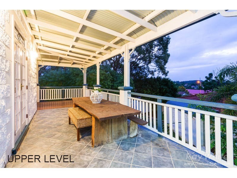 38 Maisie Place, Eight Mile Plains QLD 4113