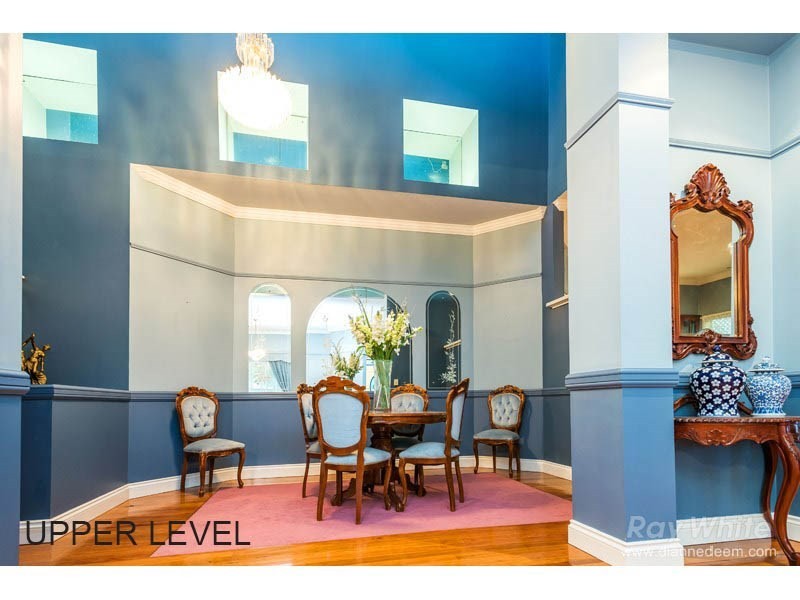 38 Maisie Place, Eight Mile Plains QLD 4113