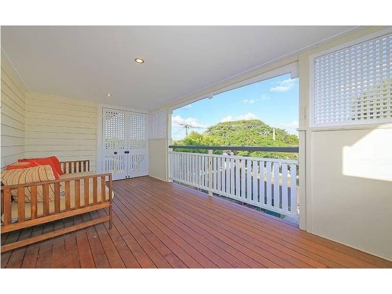 19 Ontario Street, Holland Park West QLD 4121