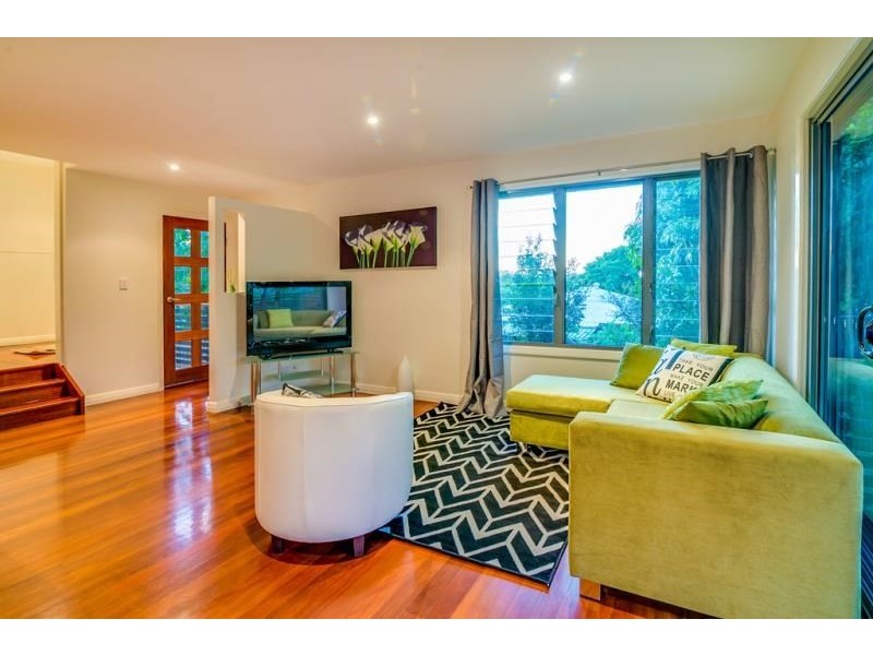 60 Sebring Street, Holland Park West QLD 4121