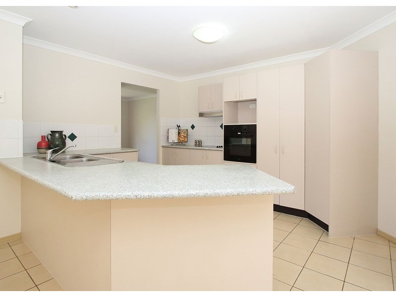 38 Bedarra Street, Redland Bay QLD 4165