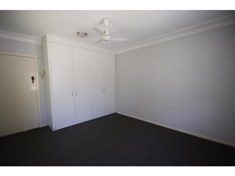 350 Nursery Road, Holland Park QLD 4121