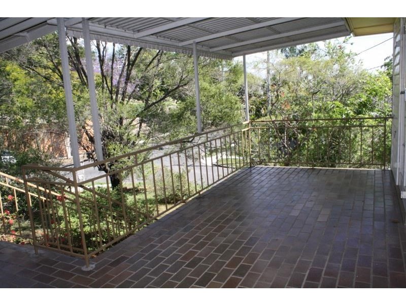 350 Nursery Road, Holland Park QLD 4121