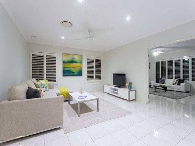 22 Rigel Street, Coorparoo QLD 4151