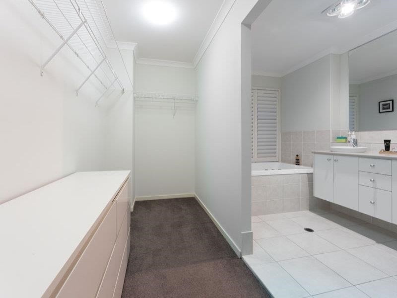 22 Rigel Street, Coorparoo QLD 4151