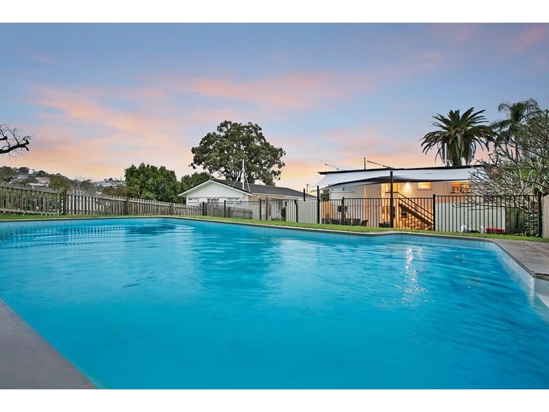 12 Justin Street, Holland Park West QLD 4121