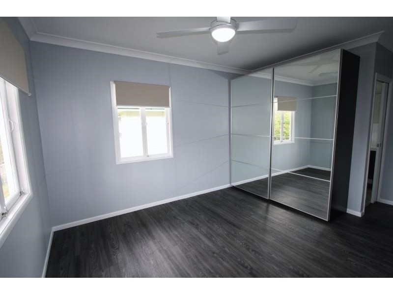 90 Nursery Road, Holland Park West QLD 4121