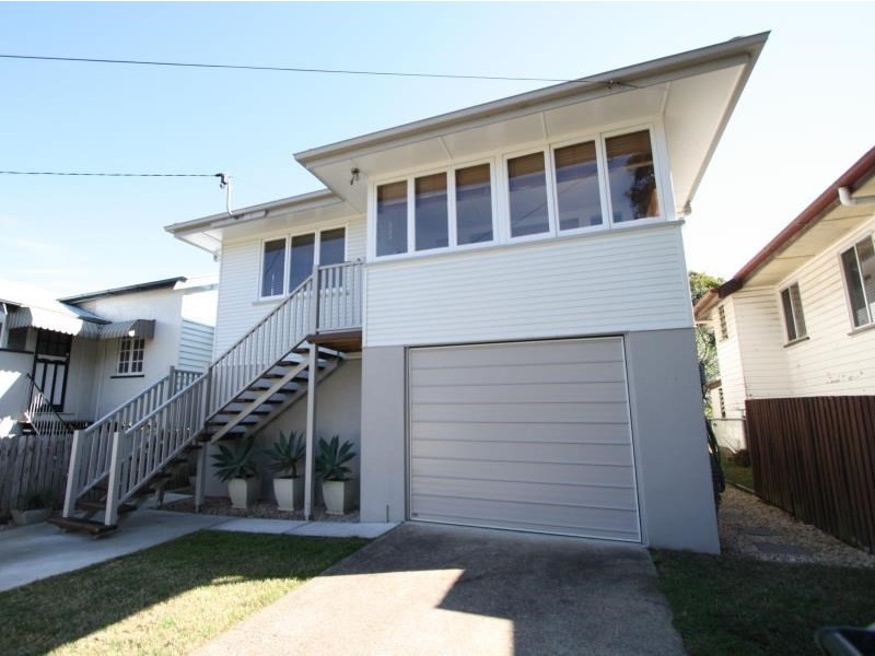 110 Harold Street, Holland Park QLD 4121