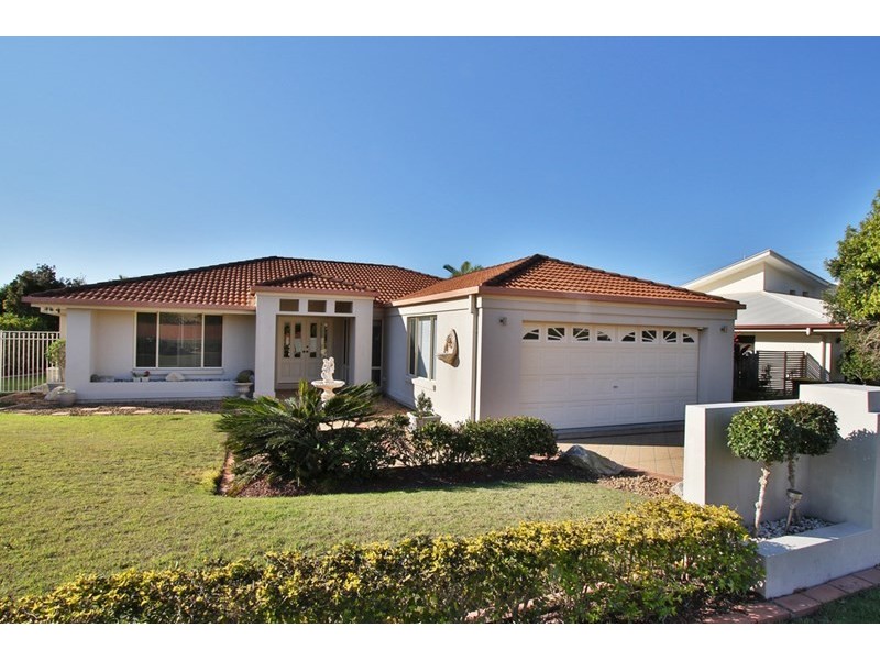 16 Juniper Place, Carindale QLD 4152