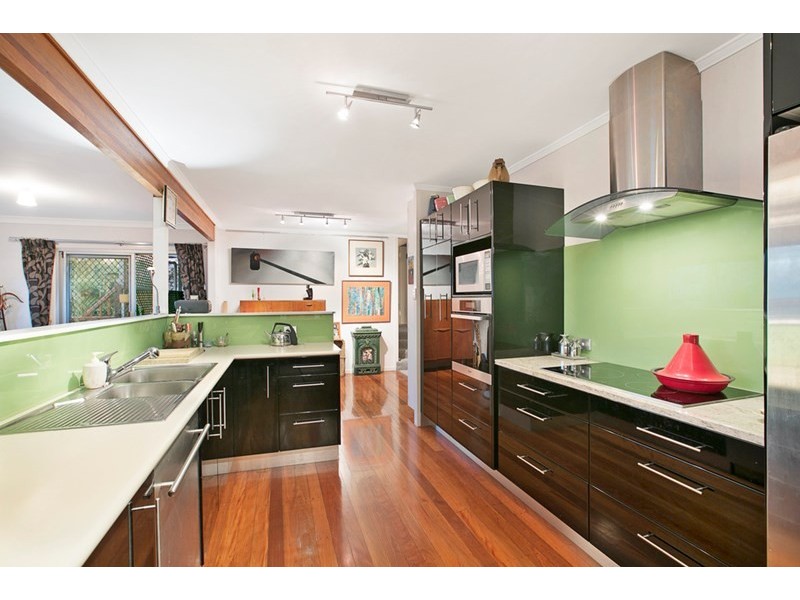 2 Jordan Street, Greenslopes QLD 4120