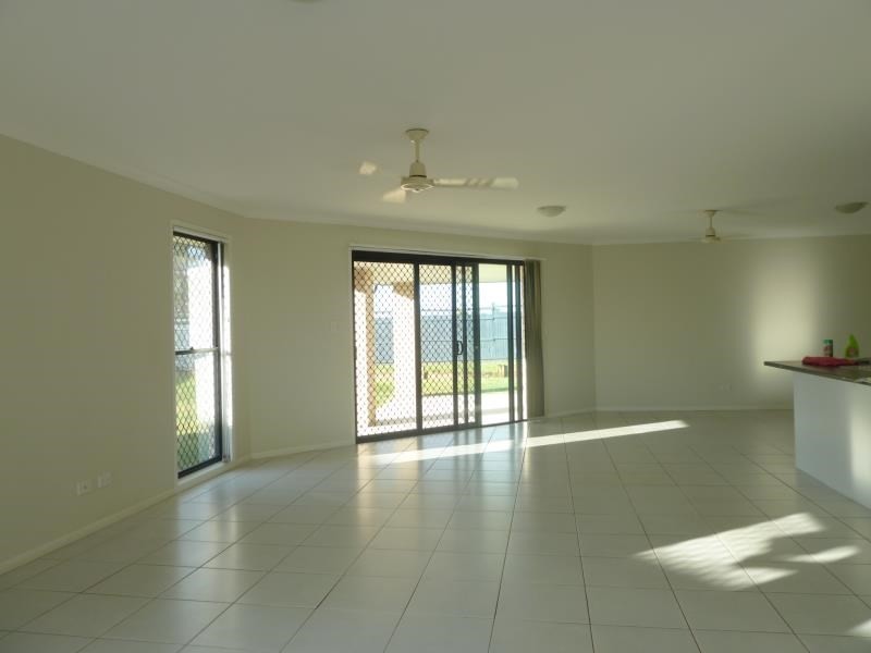 11 Sheridan Close, Moggill QLD 4070
