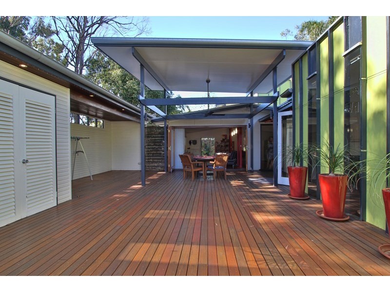 817 Cavendish Road, Holland Park QLD 4121