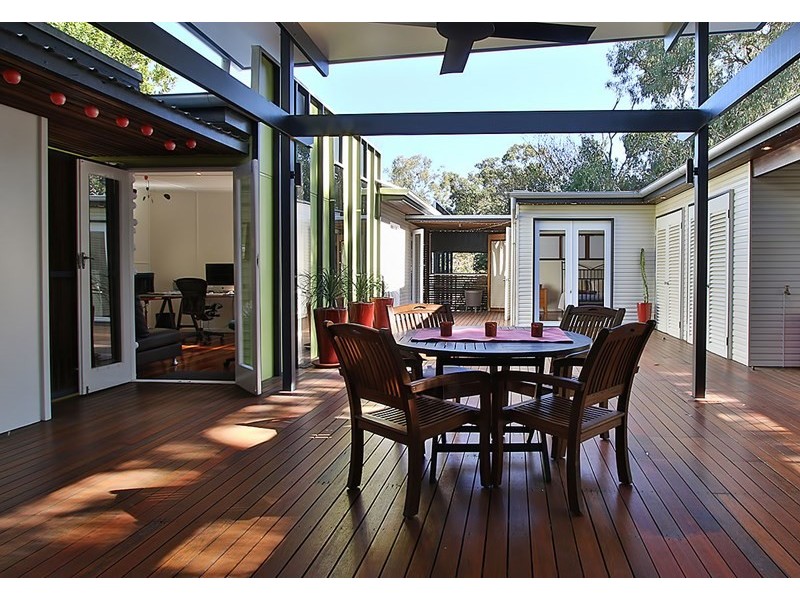 817 Cavendish Road, Holland Park QLD 4121