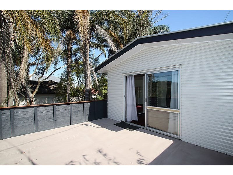 817 Cavendish Road, Holland Park QLD 4121