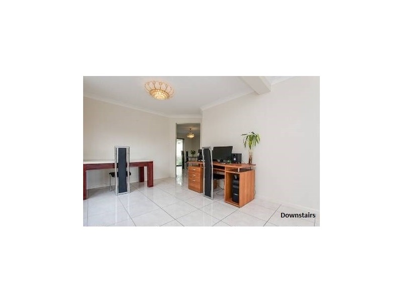 5 William Close, Doolandella QLD 4077