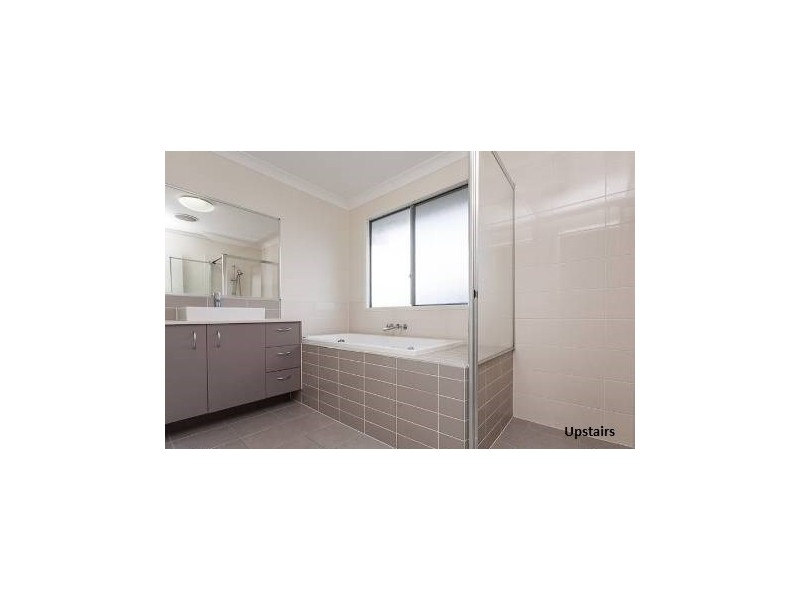 5 William Close, Doolandella QLD 4077