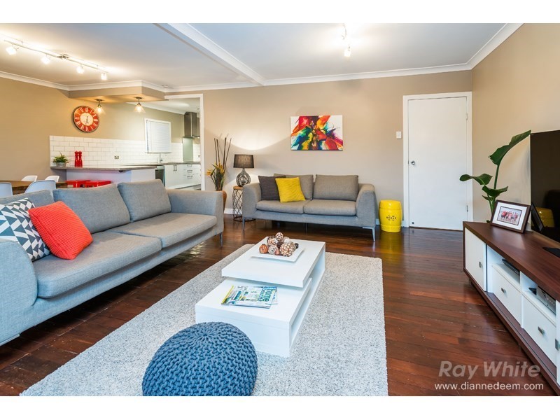 23 Oxley Drive, Holland Park QLD 4121