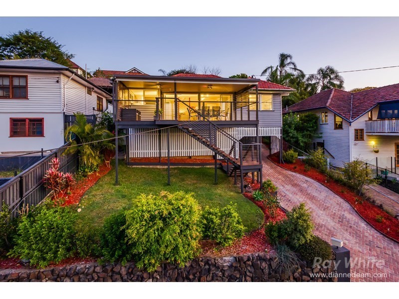 23 Oxley Drive, Holland Park QLD 4121