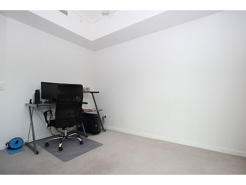 20203/8 Harbour Road, Hamilton QLD 4007