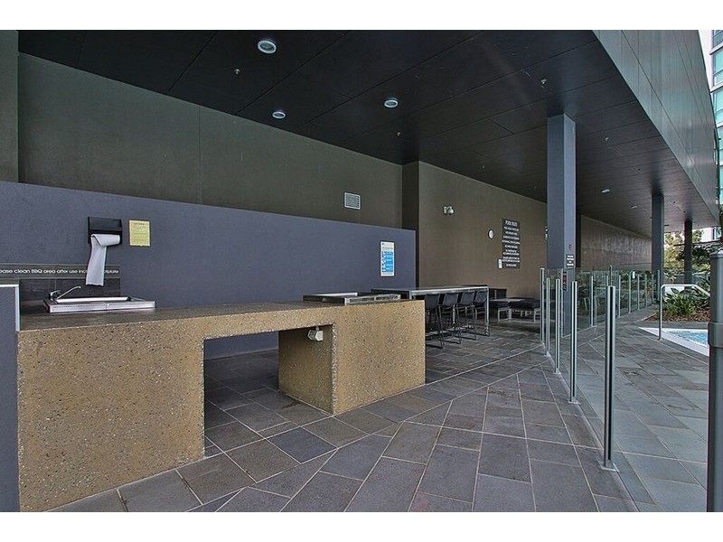 20203/8 Harbour Road, Hamilton QLD 4007