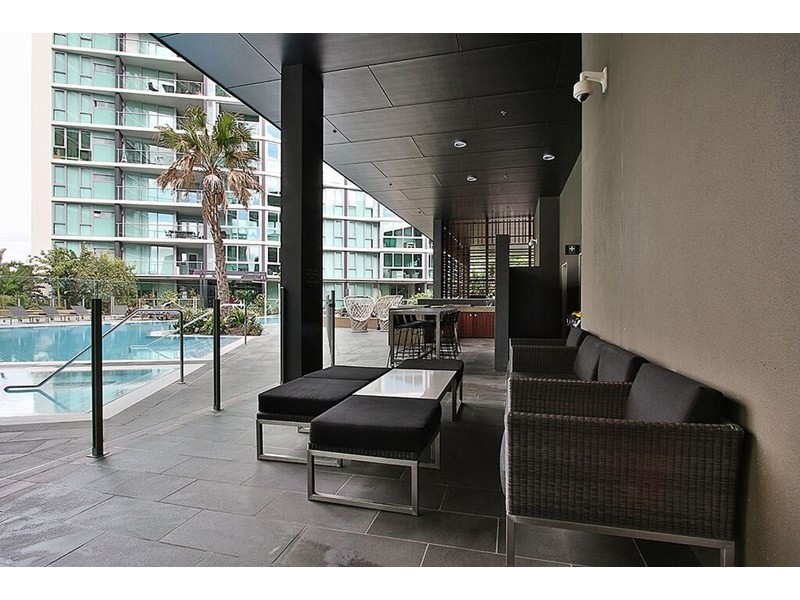 20203/8 Harbour Road, Hamilton QLD 4007
