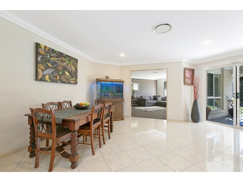 16 Carmel Place, Calamvale QLD 4116