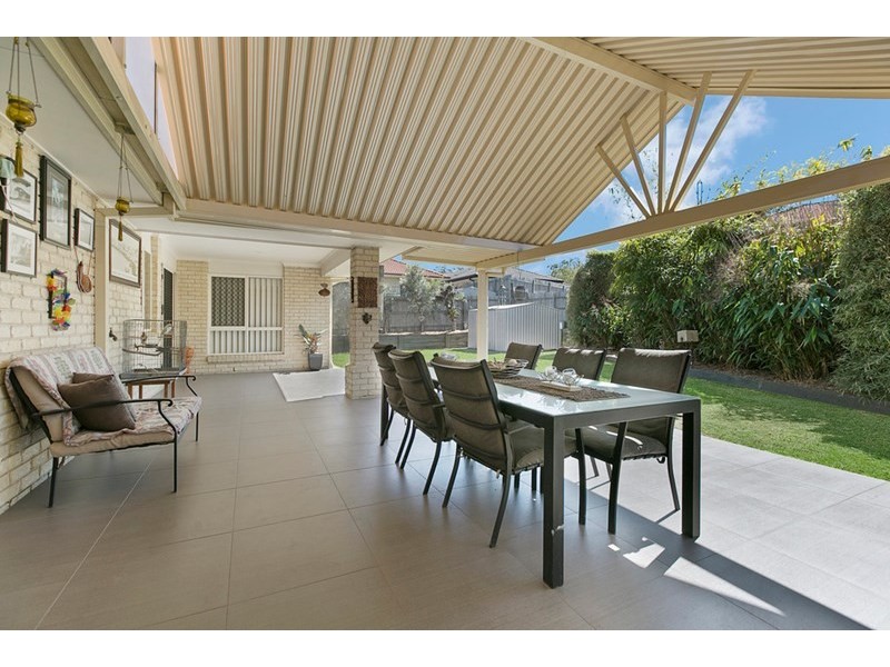 16 Carmel Place, Calamvale QLD 4116