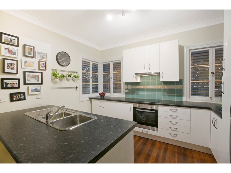 95 Oates Avenue, Holland Park QLD 4121