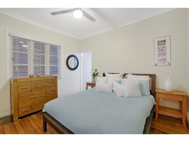 95 Oates Avenue, Holland Park QLD 4121